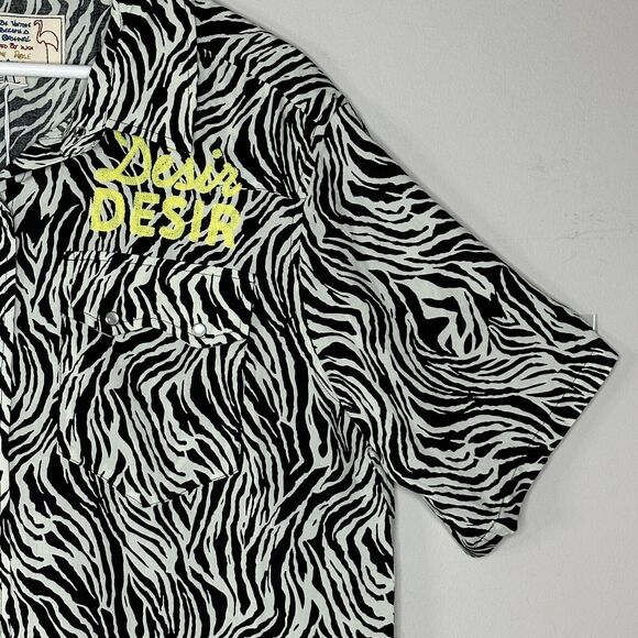 Sandrine Rose Desir Zebra Print S/S Pearl Snap Shirt Women Small NWT Oversized. - Picture 5 of 11